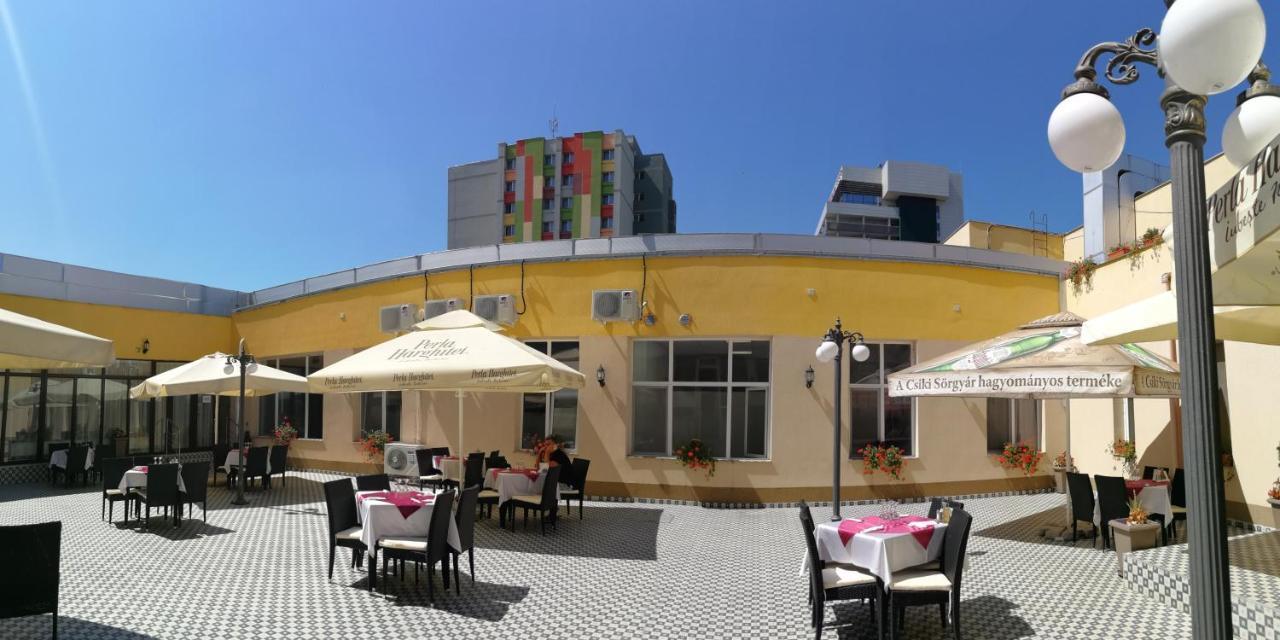 Hotel Complex Balnear Cerbul Covasna Esterno foto