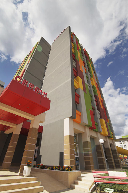Hotel Complex Balnear Cerbul Covasna Esterno foto