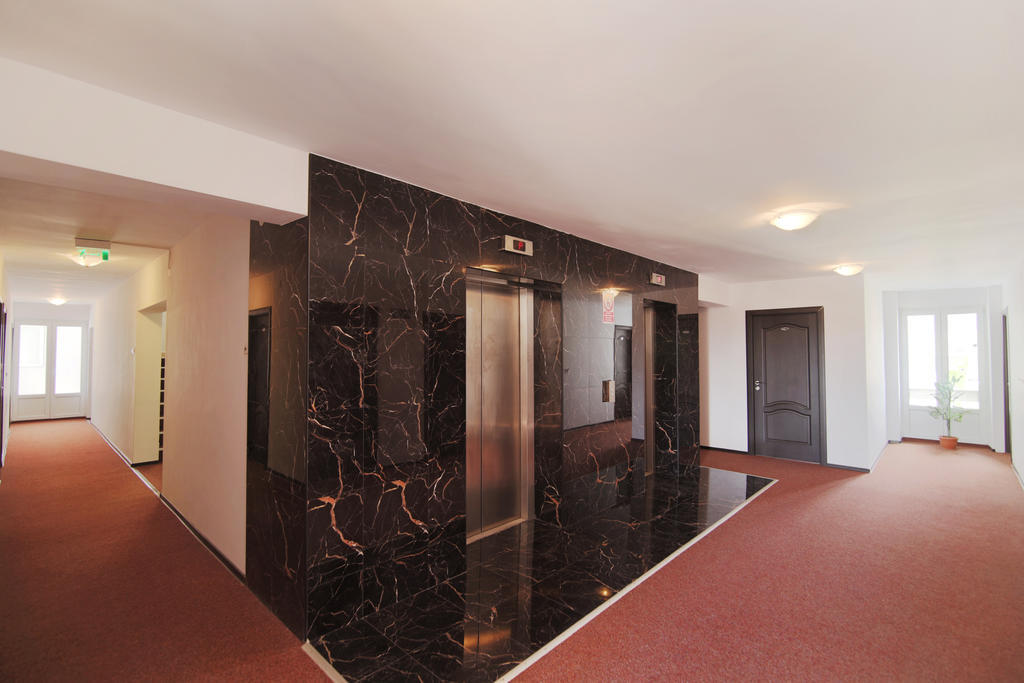Hotel Complex Balnear Cerbul Covasna Esterno foto
