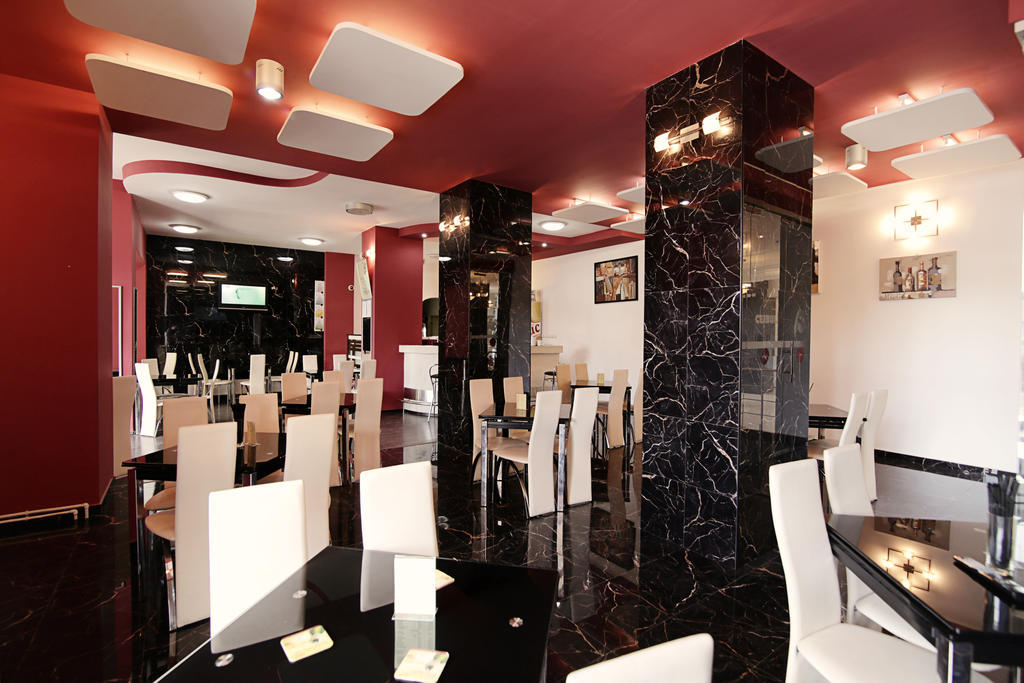 Hotel Complex Balnear Cerbul Covasna Esterno foto